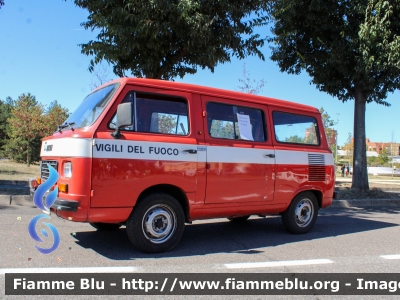 Fiat 900E
Vigili del Fuoco
Museo del Comando Provinciale di Milano
VF 15680
Parole chiave: Fiat 900E VF15680