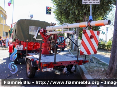 Carrello Schiuma
Vigili del Fuoco
Museo del Comando Provinciale di Ferrara
VF 810
Parole chiave: Carrello Schiuma VF810