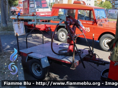 Carrello Schiuma
Vigili del Fuoco
Museo del Comando Provinciale di Ferrara
VF 810
Parole chiave: Carrello Schiuma VF810