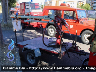 Carrello Schiuma
Vigili del Fuoco
Museo del Comando Provinciale di Ferrara
VF 810
Parole chiave: Carrello Schiuma VF810