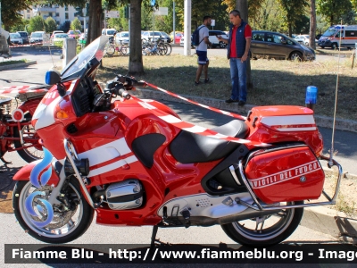 Bmw R850RT
Vigili del Fuoco
Comando Provinciale di Milano
VF A0046 VF A0045
Parole chiave: Bmw R850RT VFA0046 VFA0045