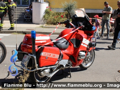 Bmw R850RT
Vigili del Fuoco
Comando Provinciale di Milano
VF A0046 VF A0045
Parole chiave: Bmw R850RT VFA0046 VFA0045