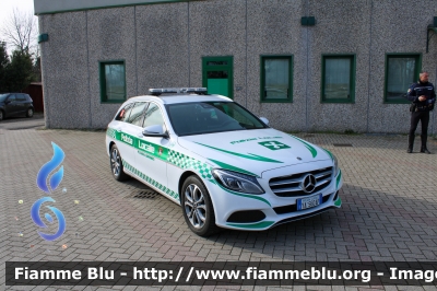 Mercedes-Benz Classe C 
Polizia Locale 
Comune di Peschiera Borromeo
Allestita Bertazzoni
Trasporto Organi
Mezzo proveniente da confisca
Polizia Locale YA 560 AP
PL 28
Parole chiave: Mercedes-Benz Classe_C Polizia_Locale_YA560AP