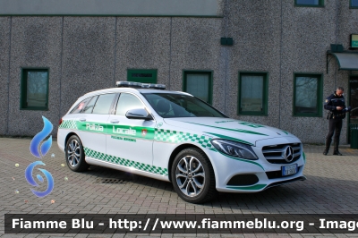 Mercedes-Benz Classe C 
Polizia Locale 
Comune di Peschiera Borromeo
Allestita Bertazzoni
Trasporto Organi
Mezzo proveniente da confisca
Polizia Locale YA 560 AP
PL 28
Parole chiave: Mercedes-Benz Classe_C Polizia_Locale_YA560AP