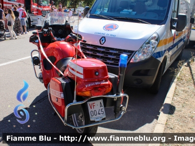 Bmw R850RT
Vigili del Fuoco
Comando Provinciale di Milano
VF A0046 VF A0045
Parole chiave: Bmw R850RT VFA0046 VFA0045