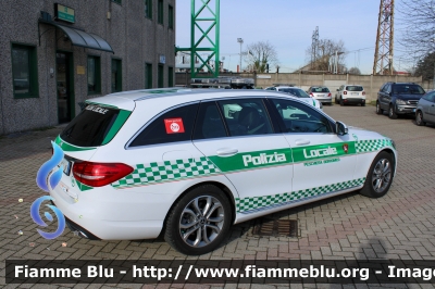 Mercedes-Benz Classe C 
Polizia Locale 
Comune di Peschiera Borromeo
Allestita Bertazzoni
Trasporto Organi
Mezzo proveniente da confisca
Polizia Locale YA 560 AP
PL 28
Parole chiave: Mercedes-Benz Classe_C Polizia_Locale_YA560AP