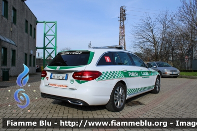 Mercedes-Benz Classe C 
Polizia Locale 
Comune di Peschiera Borromeo
Allestita Bertazzoni
Trasporto Organi
Mezzo proveniente da confisca
Polizia Locale YA 560 AP
PL 28
Parole chiave: Mercedes-Benz Classe_C Polizia_Locale_YA560AP