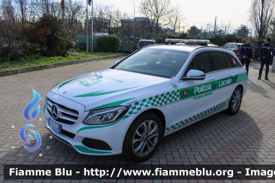 Mercedes-Benz Classe C 
Polizia Locale 
Comune di Peschiera Borromeo
Allestita Bertazzoni
Trasporto Organi
Mezzo proveniente da confisca
Polizia Locale YA 560 AP
PL 28
Parole chiave: Mercedes-Benz Classe_C Polizia_Locale_YA560AP