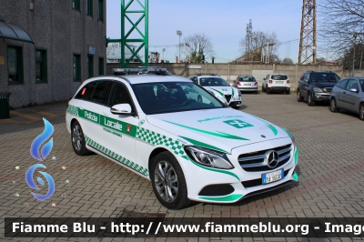 Mercedes-Benz Classe C 
Polizia Locale 
Comune di Peschiera Borromeo
Allestita Bertazzoni
Trasporto Organi
Mezzo proveniente da confisca
Polizia Locale YA 560 AP
PL 28
Parole chiave: Mercedes-Benz Classe_C Polizia_Locale_YA560AP