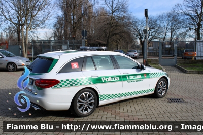 Mercedes-Benz Classe C 
Polizia Locale 
Comune di Peschiera Borromeo
Allestita Bertazzoni
Trasporto Organi
Mezzo proveniente da confisca
Polizia Locale YA 560 AP
PL 28
Parole chiave: Mercedes-Benz Classe_C Polizia_Locale_YA560AP