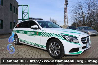 Mercedes-Benz Classe C 
Polizia Locale 
Comune di Peschiera Borromeo
Allestita Bertazzoni
Trasporto Organi
Mezzo proveniente da confisca
Polizia Locale YA 560 AP
PL 28
Parole chiave: Mercedes-Benz Classe_C Polizia_Locale_YA560AP