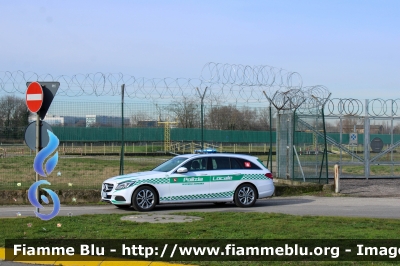 Mercedes-Benz Classe C 
Polizia Locale 
Comune di Peschiera Borromeo
Allestita Bertazzoni
Trasporto Organi
Mezzo proveniente da confisca
Polizia Locale YA 560 AP
PL 28
Parole chiave: Mercedes-Benz Classe_C Polizia_Locale_YA560AP