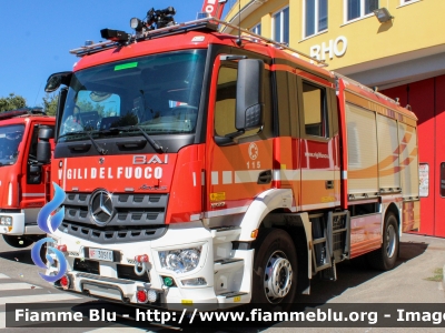 Mercedes-Benz Arocs 1832
Vigili del Fuoco
Comando Provinciale di Milano
Bimodale (strada-rotaia)
Allestimento BAI
VF 30910
Parole chiave: Mercedes-Benz Arocs_1832 VF30910