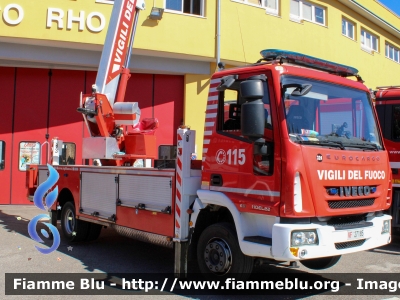 Iveco EuroCargo 110EL22 III serie
Vigili del Fuoco
Comando Provinciale di Milano
Distaccamento Permanente di Rho (MI)
Piattaforme aeree ribassate
da 30 metri di sviluppo massimo
Allestimento Multitel-Pagliero
VF 27185
Parole chiave: Iveco EuroCargo_110EL22_IIIserie VF27185