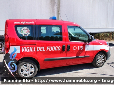 Fiat Doblò III serie
Vigili del Fuoco
Comando Provinciale di Milano
Nucleo SAPR
VF 30778
Parole chiave: Fiat Doblò_IIIserie VF30778