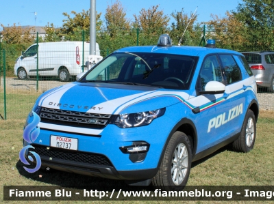 Land-Rover Discovery Sport
Polizia di Stato
Allestimento Marazzi
Decorazione Grafica Artlantis
POLIZIA M2737
Parole chiave: Land-Rover Discovery_Sport POLIZIAM2737