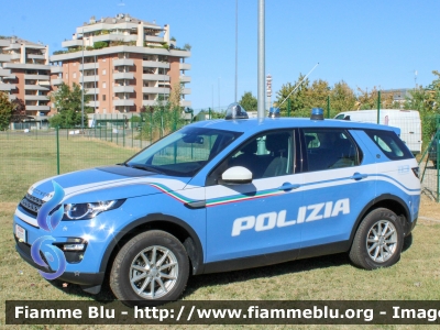 Land-Rover Discovery Sport
Polizia di Stato
Allestimento Marazzi
Decorazione Grafica Artlantis
POLIZIA M2737
Parole chiave: Land-Rover Discovery_Sport POLIZIAM2737