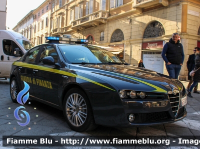 Alfa Romeo 159
Guardia di Finanza
GdiF 120 BH
Parole chiave: Alfa-Romeo 159 GdiF120BH