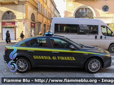 Alfa Romeo 159
Guardia di Finanza
GdiF 120 BH
Parole chiave: Alfa-Romeo 159 GdiF120BH