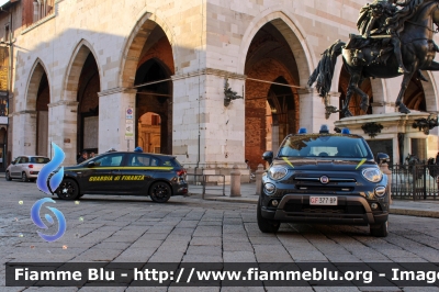 Fiat 500X restyle
Guardia di Finanza
GdiF 377 BP

Fotografata insieme a Fiat Nuova Tipo GdiF 909 BP
Parole chiave: Fiat 500X_restyle GdiF377BP Fiat Nuova_Tipo GdiF909BP