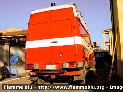 Iveco Daily 4x4 40.10 II serie
Vigili del Fuoco
Comando Provinciale di Lodi
Distaccamento Volontario di Sant'Angelo Lodigiano (LO)
Polisoccorso
VF 17043
Parole chiave: Iveco Daily_4x4_IIserie