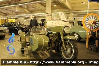 Moto Guzzi V7 Sidecar
Polizia di Stato
Polizia Stradale
Esemplare esposto presso il Museo delle auto della Polizia di Stato
POLIZIA 41143

Fotografata all'Automotoretrò 2023 di Parma
Parole chiave: Moto Guzzi_V7_Sidecar POLIZIA41143