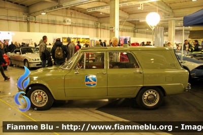 Alfa Romeo Giulia Super 1600 Speciale
Polizia di Stato
Polizia Stradale
Esemplare esposto presso il Museo delle auto della Polizia di Stato
POLIZIA 43485

Fotografata all'Automotoretrò 2023 di Parma
Parole chiave: Alfa-Romeo Giulia_Super_1600_Speciale POLIZIA43485