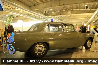 Lancia Flaminia
Polizia di Stato
Polizia Stradale
POLIZIA 26802

Fotografata all'Automotoretrò 2023 di Parma
Parole chiave: Lancia Flaminia POLIZIA26802