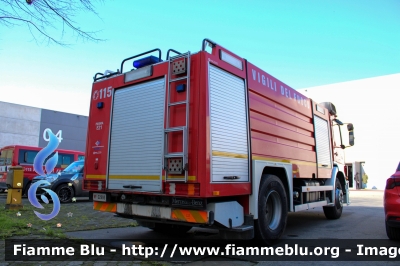 Mercedes-Benz Atego 1828 I serie
Vigili del Fuoco
Comando Provinciale di Parma
AutoBottePompa allestimento Bai
Ricondizionato MALECO
VF 22995
Parole chiave: Mercedes-Benz Atego_1828_Iserie VF22995