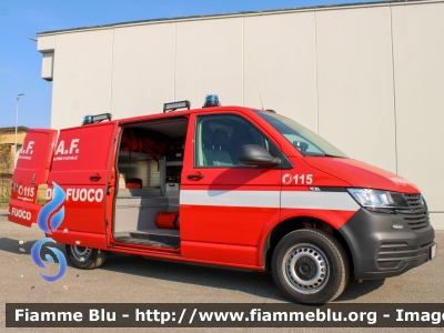 Volkswagen Transporte T6.1
Vigili del Fuoco
Comando Provinciale di Cremona
Nucleo SAF
VF 32093
Parole chiave: Volkswagen Transporte_T6.1 VF32093