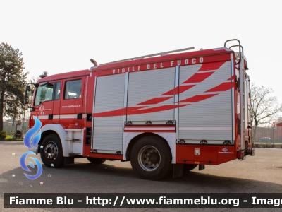 Man TGM 15.250 II serie
Vigili del Fuoco
Comando Provinciale di Cremona
AutoPompaSerbatoio allestita BAI
VF 29905
Parole chiave: Man TGM_15.250_IIserie VF29905