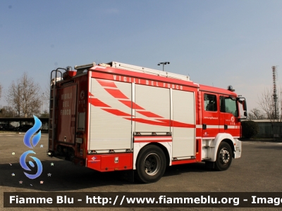 Man TGM 15.250 II serie
Vigili del Fuoco
Comando Provinciale di Cremona
AutoPompaSerbatoio allestita BAI
VF 29905
Parole chiave: Man TGM_15.250_IIserie VF29905