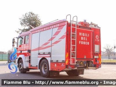 Man TGM 15.250 II serie
Vigili del Fuoco
Comando Provinciale di Cremona
AutoPompaSerbatoio allestita BAI
VF 29905
Parole chiave: Man TGM_15.250_IIserie VF29905