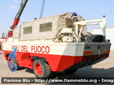 Iveco 6640G
Vigili del Fuoco
Comando Provinciale di Cremona
Allestita Iveco-Magirus
VF 14504
Parole chiave: Iveco 6640G VF14504