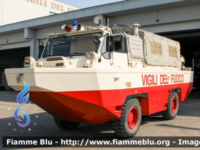 Iveco 6640G
Vigili del Fuoco
Comando Provinciale di Cremona
Allestita Iveco-Magirus
VF 14504
Parole chiave: Iveco 6640G VF14504