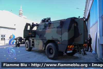 Iveco VTMM Orso
Esercito Italiano
Reparto Genio - Reparto Artificieri EOD
RCP 4/Sistema Argo montato
EI DA 931

Esposto alla Fiera della Logistica Verona
Parole chiave: Iveco VTMM_Orso EIDA931