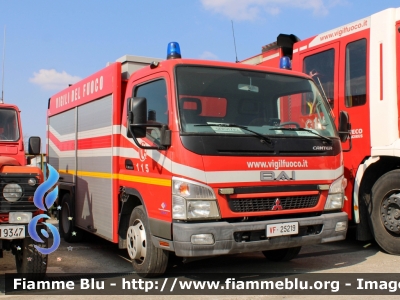 Mitsubishi Canter II serie
Vigili Del Fuoco
Comando Provinciale di Cremona
Distaccamento Permanente di Crema (CR)
AutoPompaSerbatoio allestimento Bai
In dismissione
VF 25219
Parole chiave: Mitsubishi Canter_IIserie VF25219