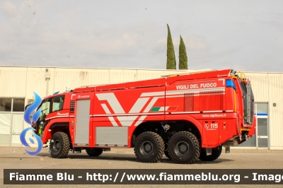 Iveco Magirus Dragon X6 II serie
Vigili del Fuoco
AutoIdroSchiumaPolvere allestimento Iveco-Magirus
Parole chiave: Iveco-Magirus Dragon_X6_IIserie Reas2022