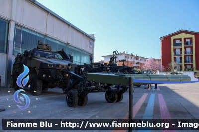 Iveco VTMM Orso
Esercito Italiano
Reparto Genio - Reparto Artificieri EOD
RCP 4/Sistema Argo montato
EI DA 931

Esposto alla Fiera della Logistica Verona
Parole chiave: Iveco VTMM_Orso EIDA931