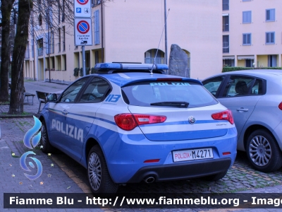 Alfa Romeo Nuova Giulietta restyle
Polizia di Stato
Allestimento NCT Nuova Carrozzeria Torinese
Decorazione Grafica Artlantis
POLIZIA M4271
Parole chiave: Alfa-Romeo Nuova_Giulietta_restyle POLIZIAM4271