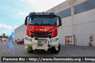 Iveco T-Way AT410T51
Vigili del Fuoco
Allestimento Magirus
Parole chiave: Iveco T-Way AT410T51 REAS2022