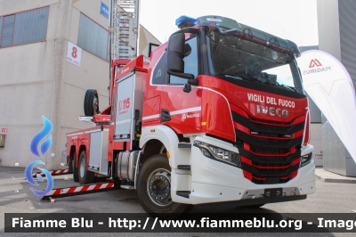 Iveco S-Way AT260S42 
Vigili del Fuoco
AutoScala articolata M42L-AS da 42 metri
Allestimento Magirus 
Parole chiave: Iveco S-Way_AT260S42 Reas2022