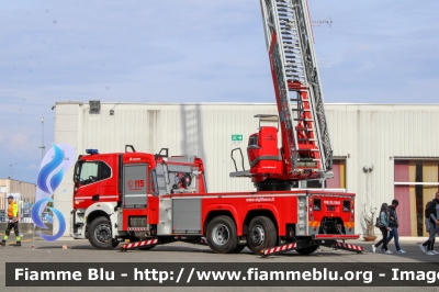 Iveco S-Way AT260S42 
Vigili del Fuoco
AutoScala articolata M42L-AS da 42 metri
Allestimento Magirus 
Parole chiave: Iveco S-Way_AT260S42 Reas2022