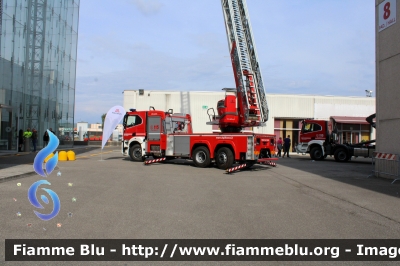 Iveco S-Way AT260S42 
Vigili del Fuoco
AutoScala articolata M42L-AS da 42 metri
Allestimento Magirus 
Parole chiave: Iveco S-Way_AT260S42 Reas2022