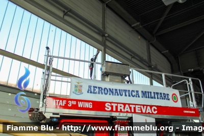 Bonetti F100X 4x4 II serie
Aeronautica Militare
Aeroporto di Verona-Villafranca - 3° Stormo
Servizio Antincendio
STRATEVAC
Allestimento Cristanini
AM CW 277

Esposto alla Fiera della Logistica Verona
Parole chiave: Bonetti F100X_4x4_IIserie AMCW277