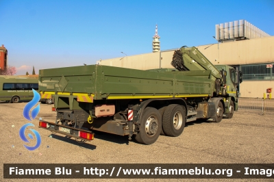 Iveco Stralis AT420E6 II serie
Marina Militare Italiana
MM CP 220
Parole chiave: Iveco Stralis_AT420E6_IIserie MMCP220