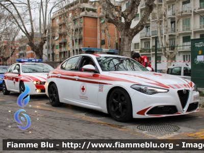 Scuderia Alfa Romeo
Croce Rossa Italiana
Comitato di Piacenza
Foto scattata in Occasione del 30ennale del 118 a roma
Parole chiave: Alfa-Romeo Piacenza