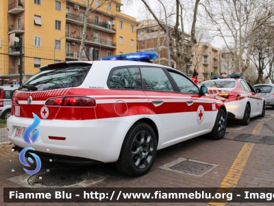 Scuderia Alfa Romeo
Croce Rossa Italiana
Comitato di Piacenza
Foto scattata in Occasione del 30ennale del 118 a roma
Parole chiave: Alfa-Romeo Piacenza