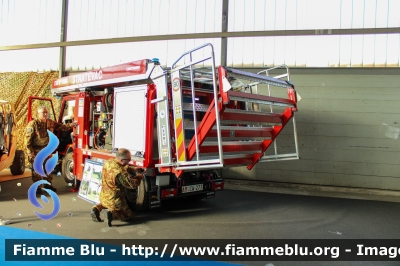 Bonetti F100X 4x4 II serie
Aeronautica Militare
Aeroporto di Verona-Villafranca - 3° Stormo
Servizio Antincendio
STRATEVAC
Allestimento Cristanini
AM CW 277

Esposto alla Fiera della Logistica Verona
Parole chiave: Bonetti F100X_4x4_IIserie AMCW277