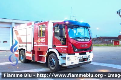 Iveco EuroCargo MaxiCity 180E30 IV serie
Vigili del Fuoco
Comando Provinciale di Cremona
AutoPompaSerbatoio allestimento Magirus
VF 30721
Parole chiave: Iveco EuroCargo_MaxiCity_180E30_IVserie VF30721